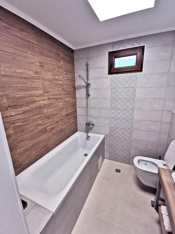 Vila Aras Simeria Exterior foto